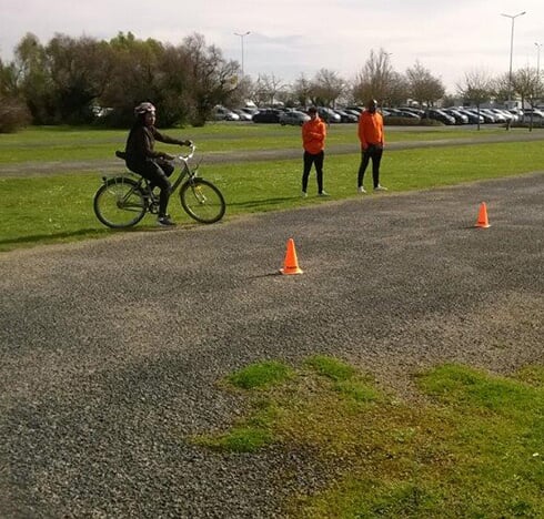 «  A vélo les filles » : il n’y a pas d’âge pour apprendre à faire du vélo