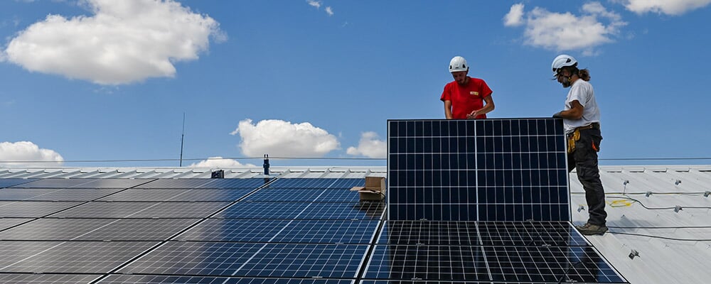Installation de panneaux solaires