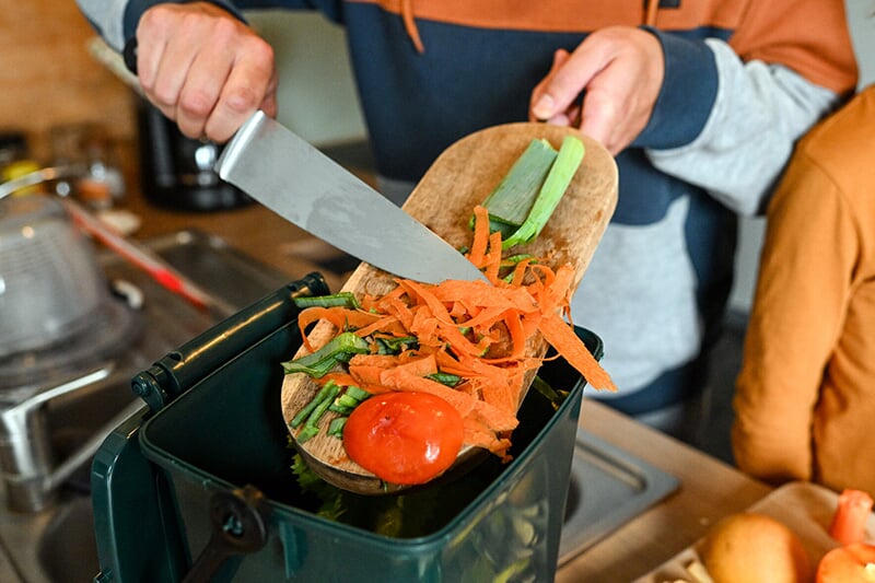 Tri des déchets alimentaires pour compostage