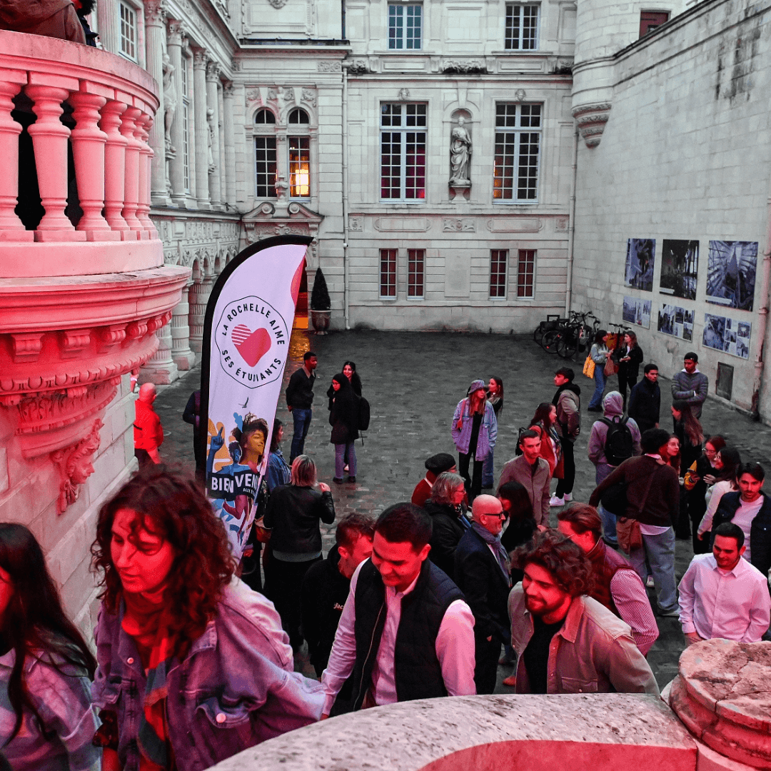 Accueil des étudiants à l'Hôtel de Ville en 2023