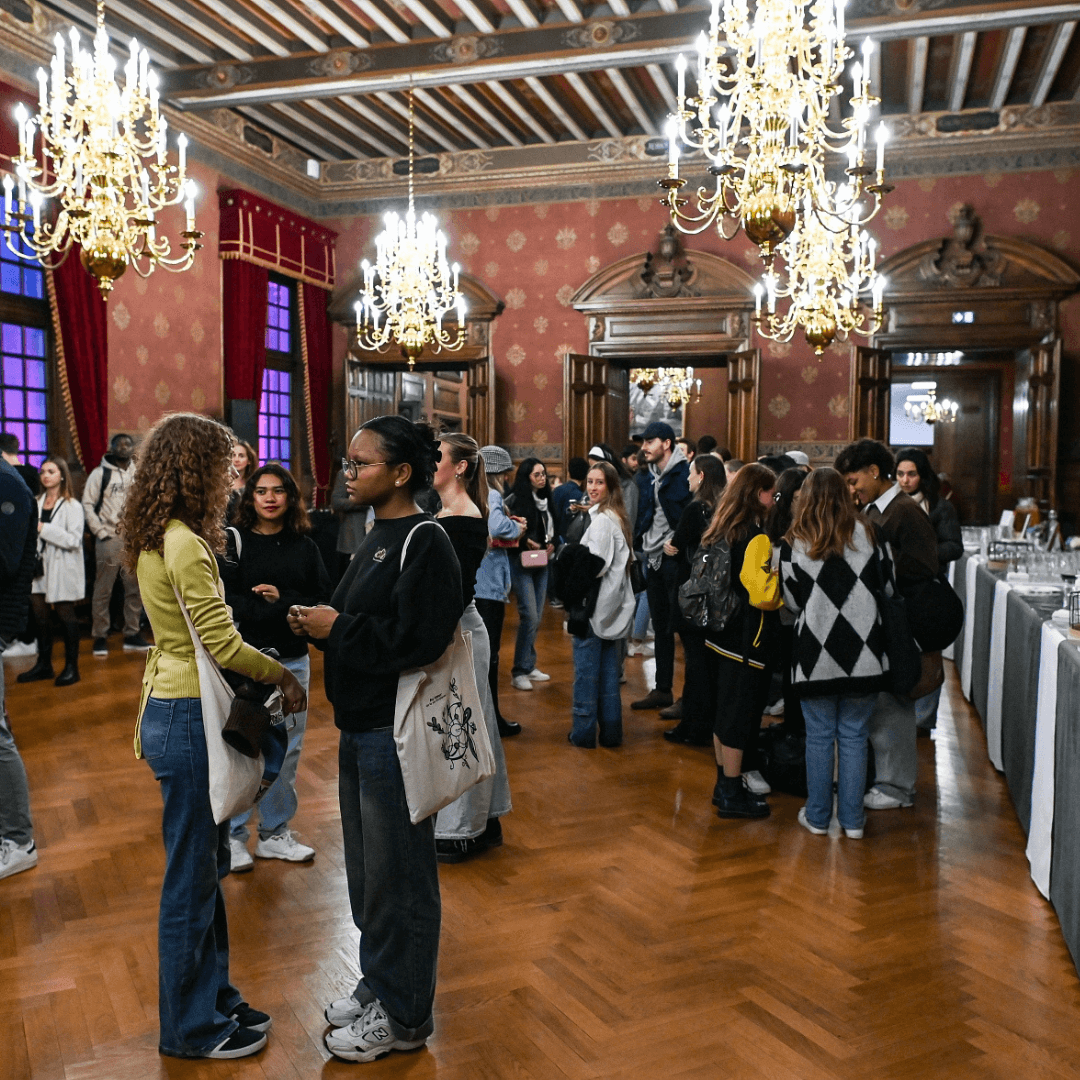 Accueil des étudiants à l'Hôtel de Ville en 2023