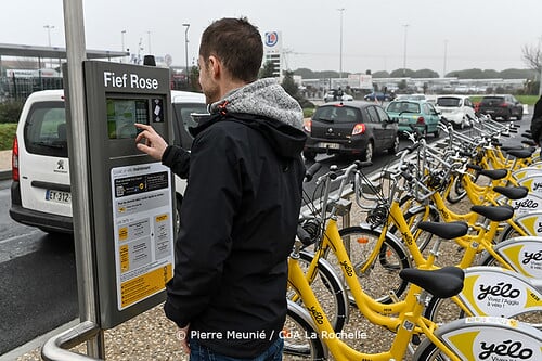 Inauguration nouvelle station Libre service Vélos - Yélo