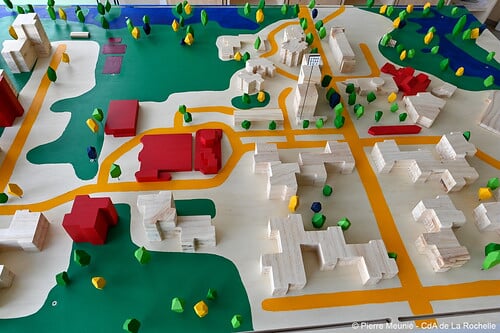 Villeneuve-les Salines : la Maison du PRU